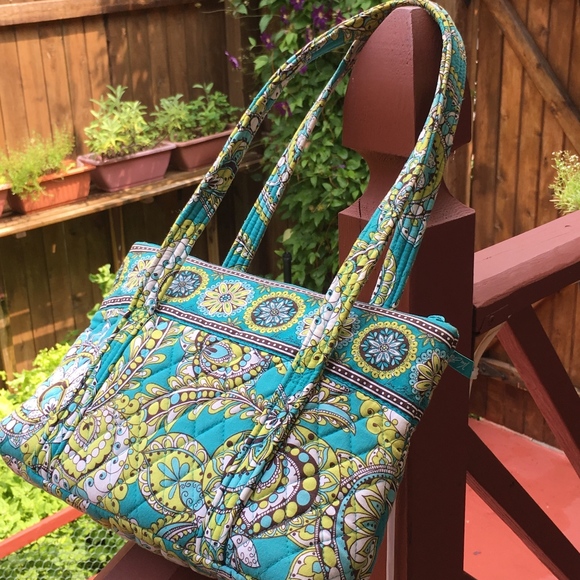 Two vintage Vera Bradley bags sold together! - Picture 2 of 8